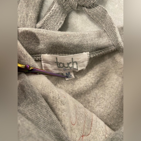 Tampa Bay Buccaneers Size M Touch Outfield Deep V-Back Tie Pullover Sweatshirt - Picture 12 of 12